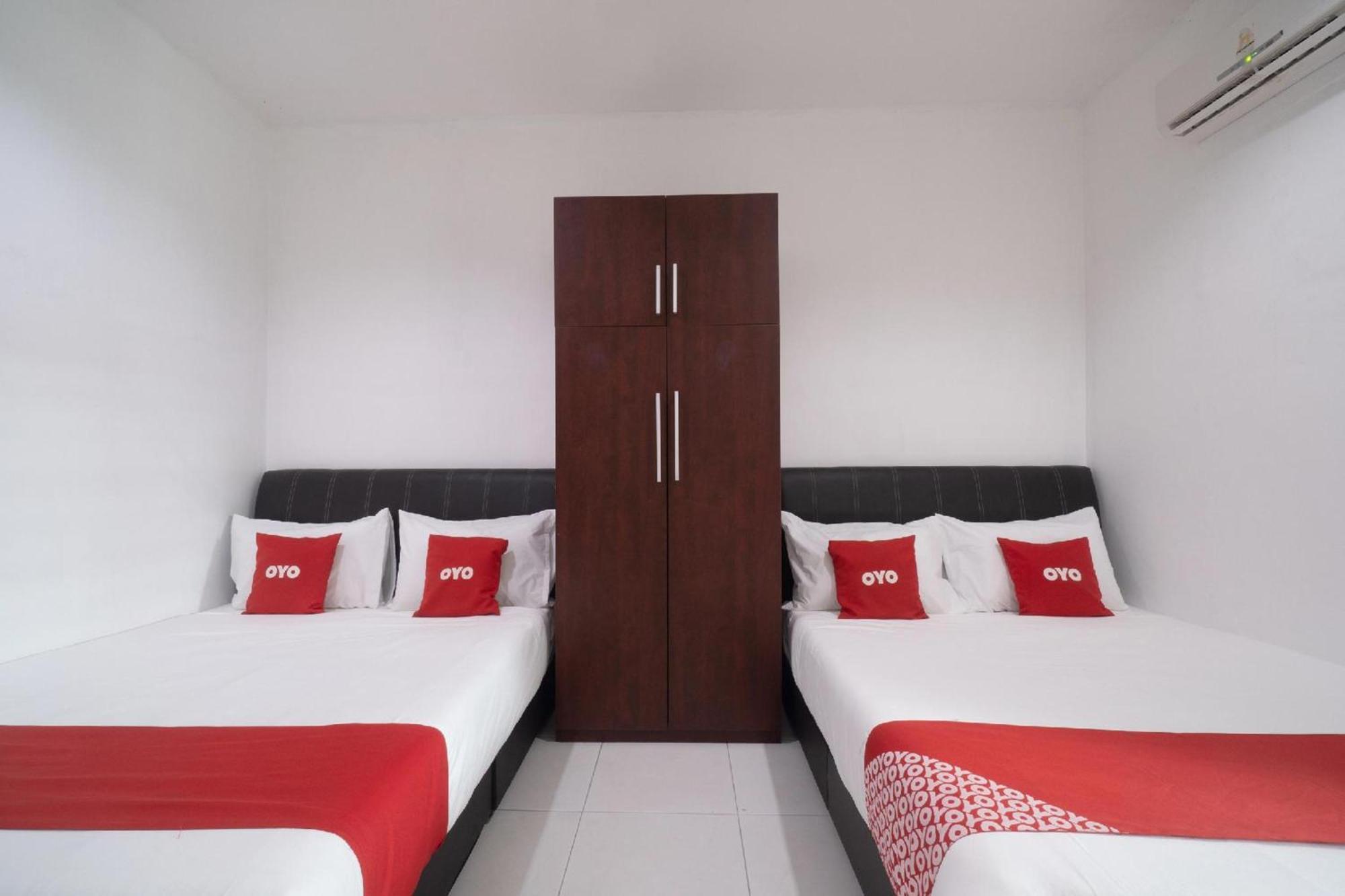 Oyo 91089 Motel Fasa 2B Сері-Манджунґ Екстер'єр фото